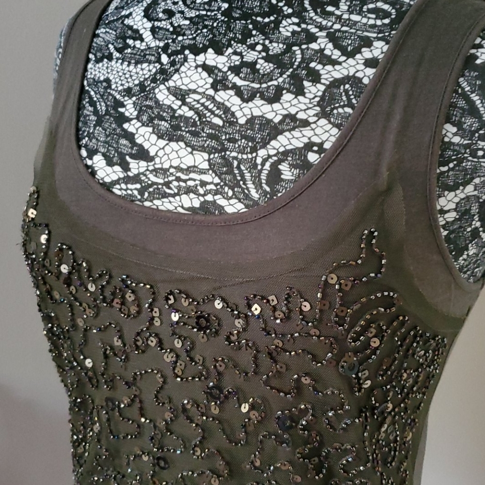Vince Camuto embellished tank - Picture 2 of 3